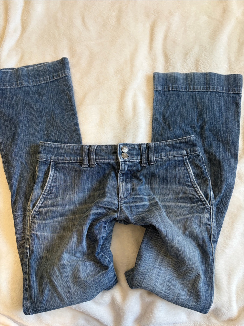 Banana Republic Women's Bootcut Jeans in Medium Blue Wash